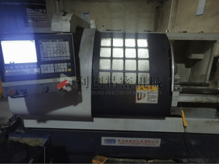 <strong>平床身數(shù)控車(chē)床</strong>